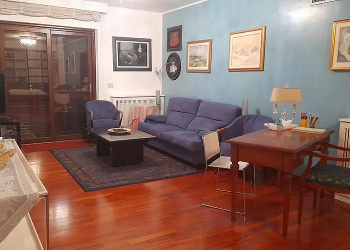 Fontana Vecchia Apartment