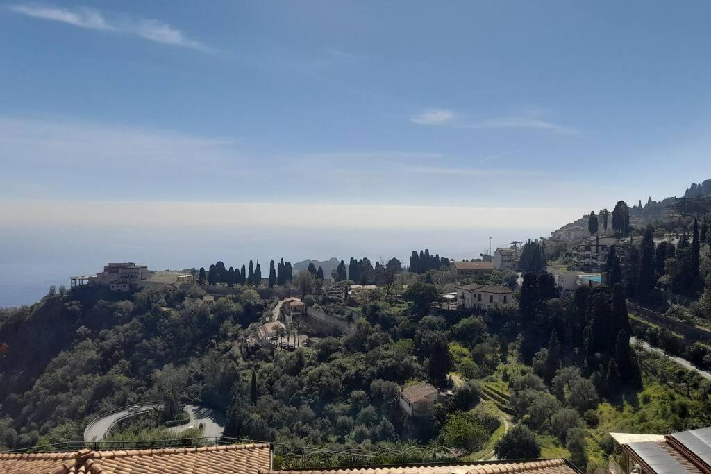 Fontana Vecchia * Taormina