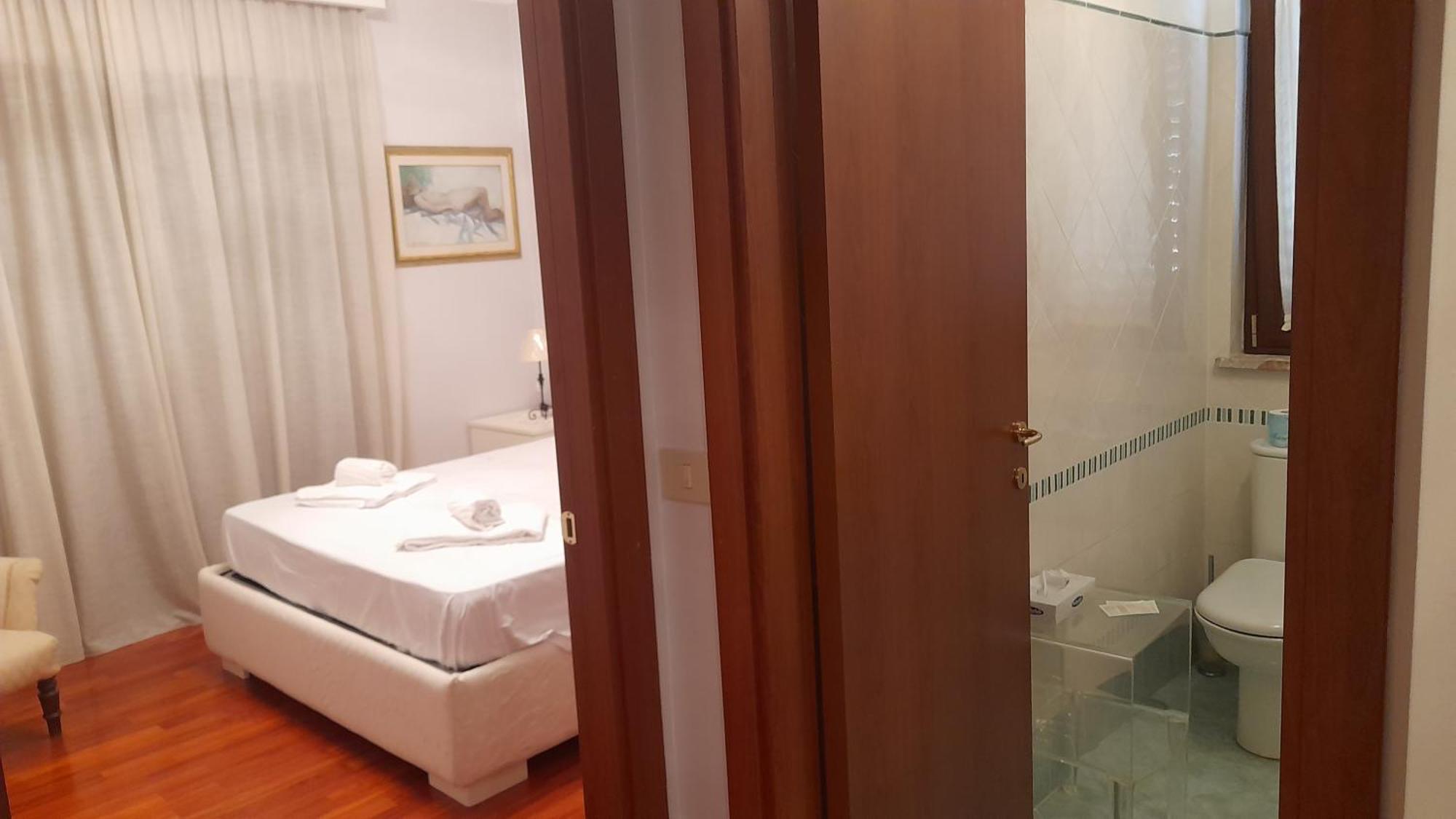 Fontana Vecchia Apartment
