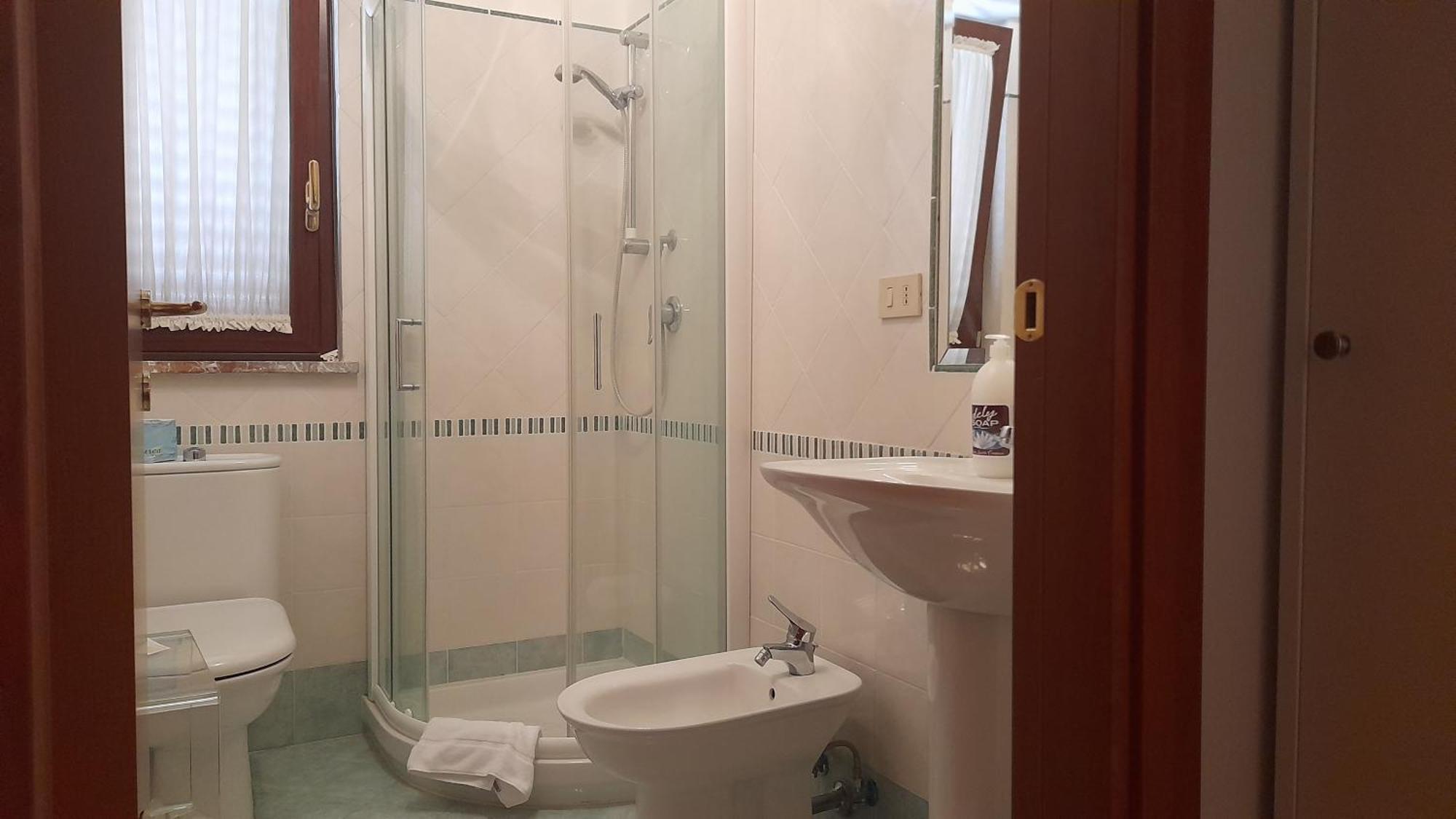 Fontana Vecchia Apartment